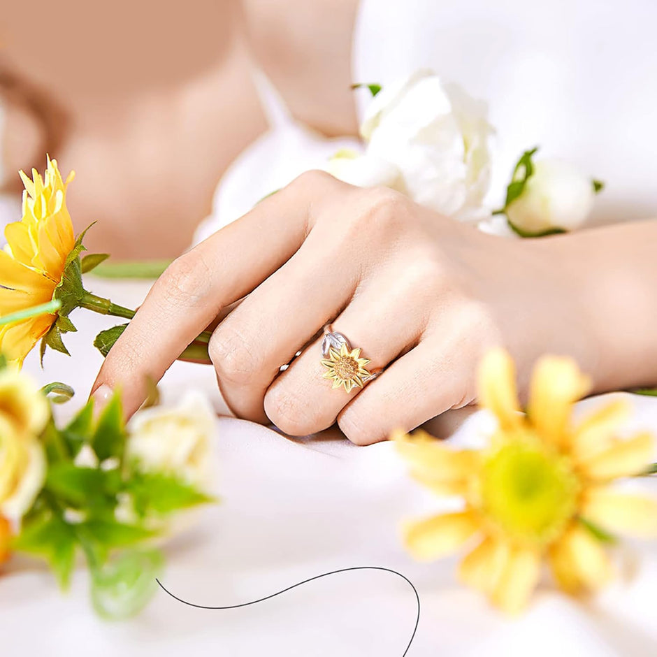 Sterling Silver Spinner Sunflower Ring - 